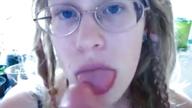いたずら医師吸い彼のコック エッチ 動画 女 向け